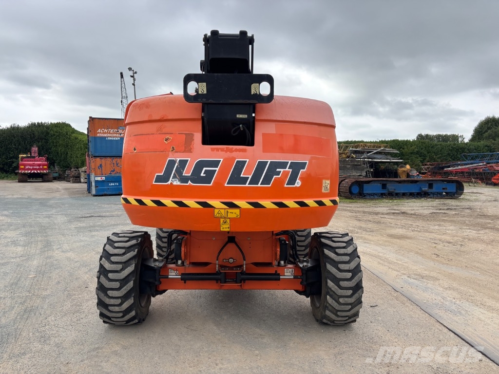JLG 660 SJ Telescopic boom lifts