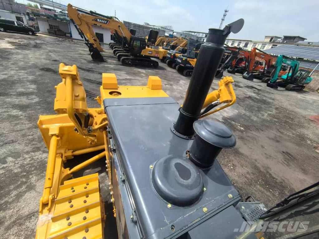 Shantui SD 32 Bulldozer