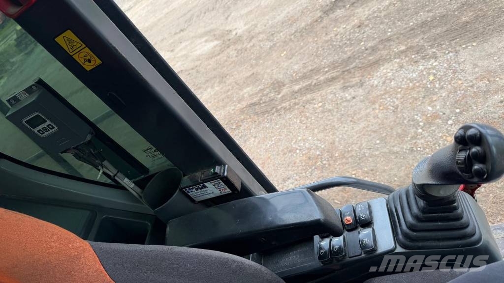 Doosan DX340LC-5 + 3D Roomikekskavaatorid