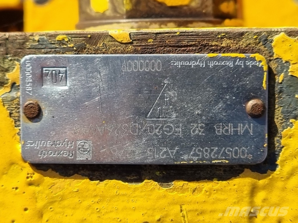 Liebherr R 974 SIŁOWNIK L-1830 Hydraulik