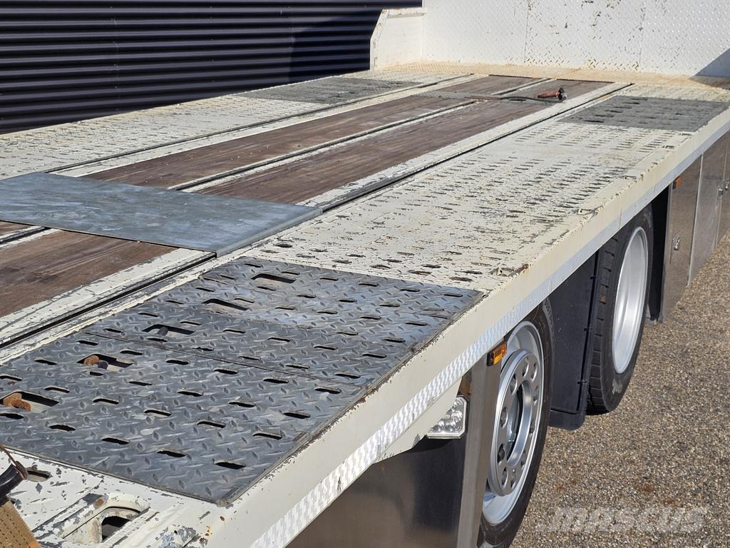 DAF XF 530 6x2 / OPRIJ - MACHINE TRANSPORT مركبات إصلاح الأعطال