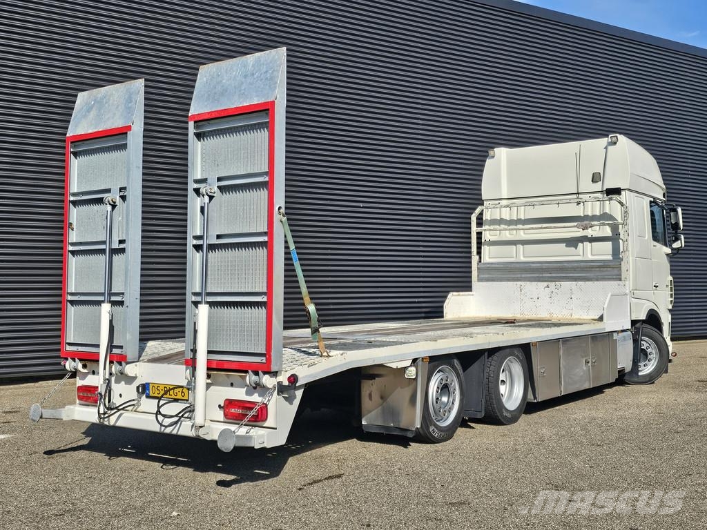 DAF XF 530 6x2 / OPRIJ - MACHINE TRANSPORT Vehículos de reciclaje