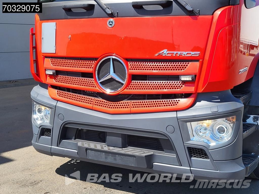 Mercedes-Benz Actros 2533 6X2 LOW Mileage! Lifting BDF system Li Camiones desmontables