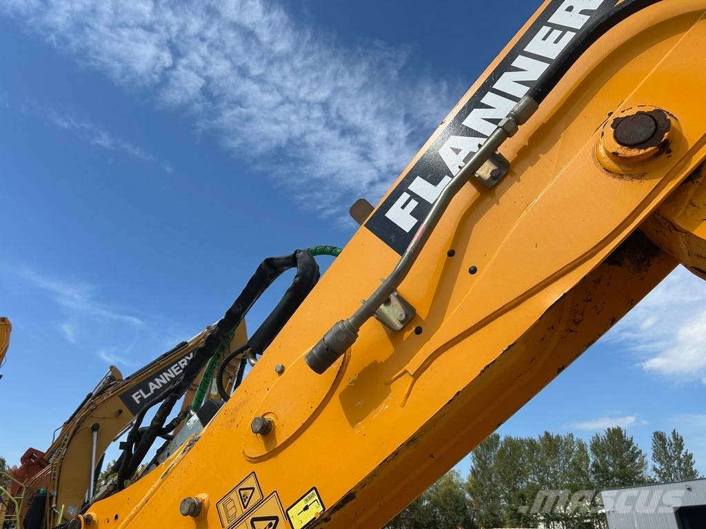 JCB 3CX CONTRACTOR PRO Buldoexcavatoare