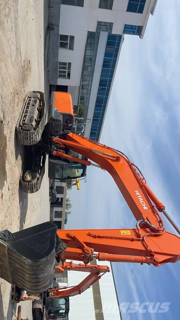 Hitachi ZX 350-3G Lánctalpas kotrók