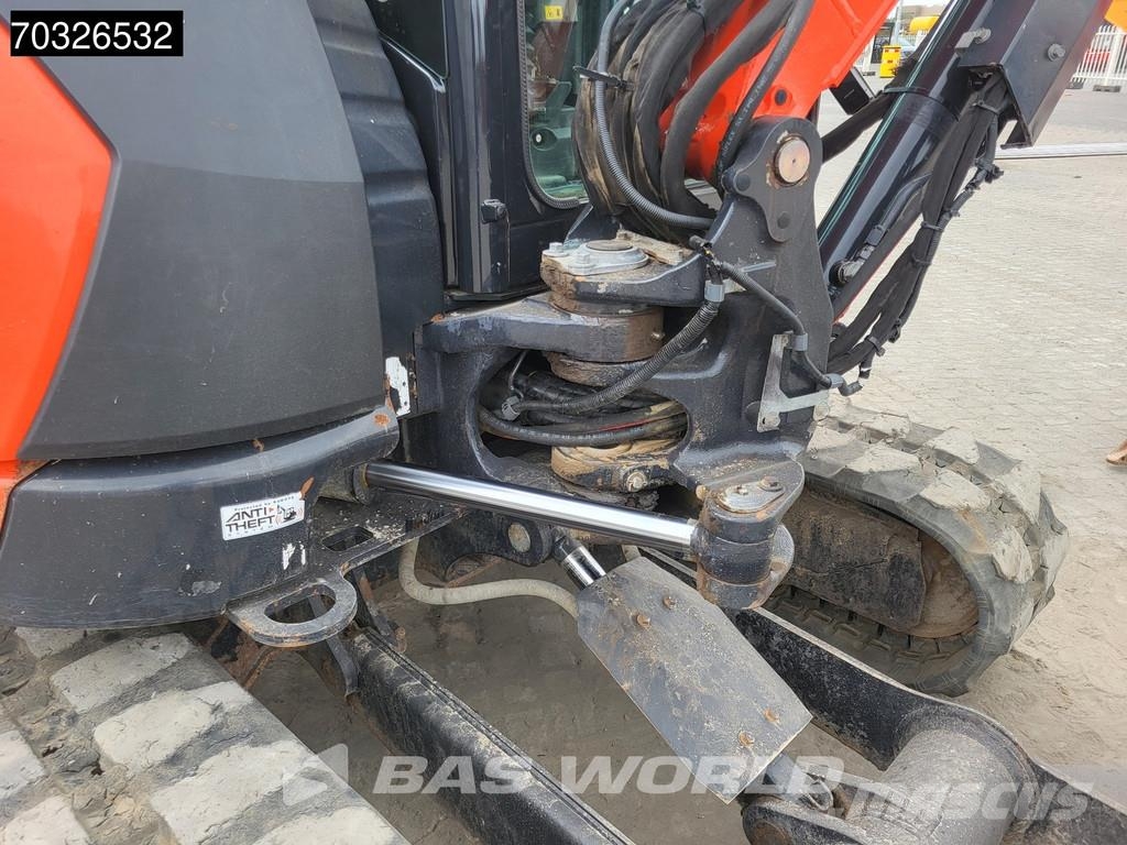 Kubota U50-5 A/C - 3 Buckets Mini excavators < 7t (Mini diggers)