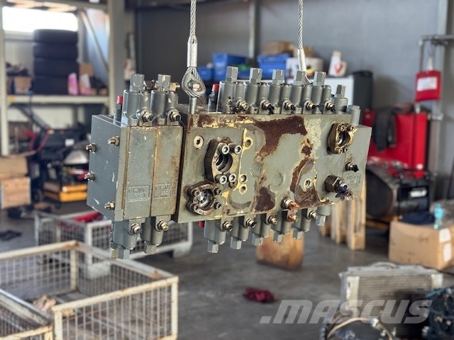Liebherr R 900 C Valveblock Hydraulik