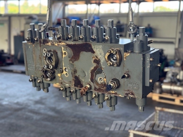 Liebherr R 900 C Valveblock Hydraulik