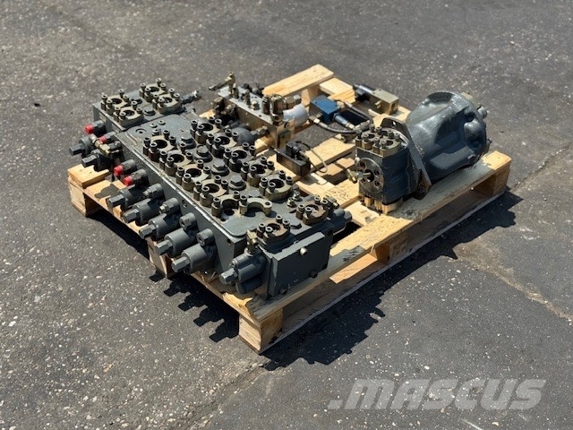 Liebherr R 900 C Valveblock Hydraulik
