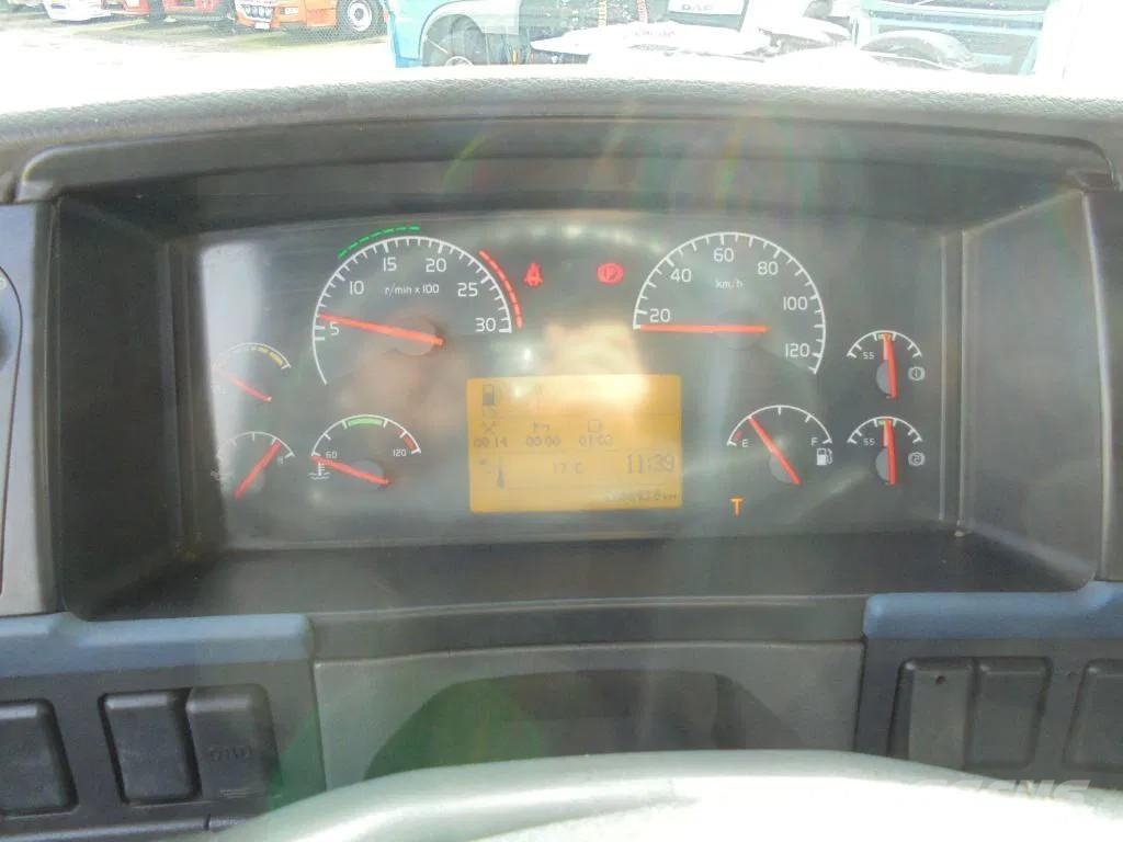 Volvo FM 9.310 + Euro 5 + Manual + Horse transport Автотранспорт для перевезення тварин
