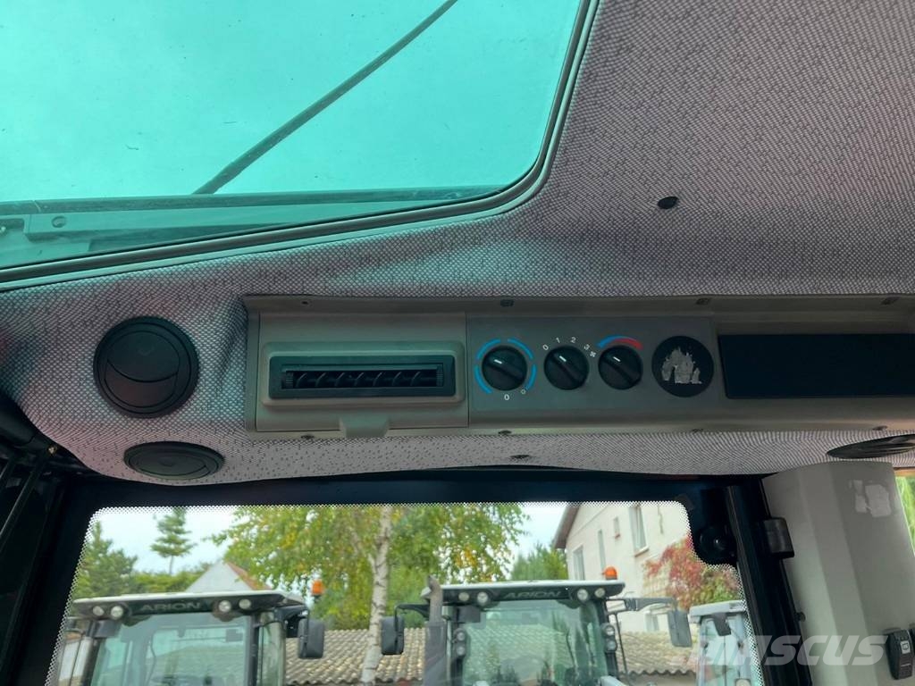 Massey Ferguson 5455 Dyna-4 + MASSEY FERGUSON 955 Traktory
