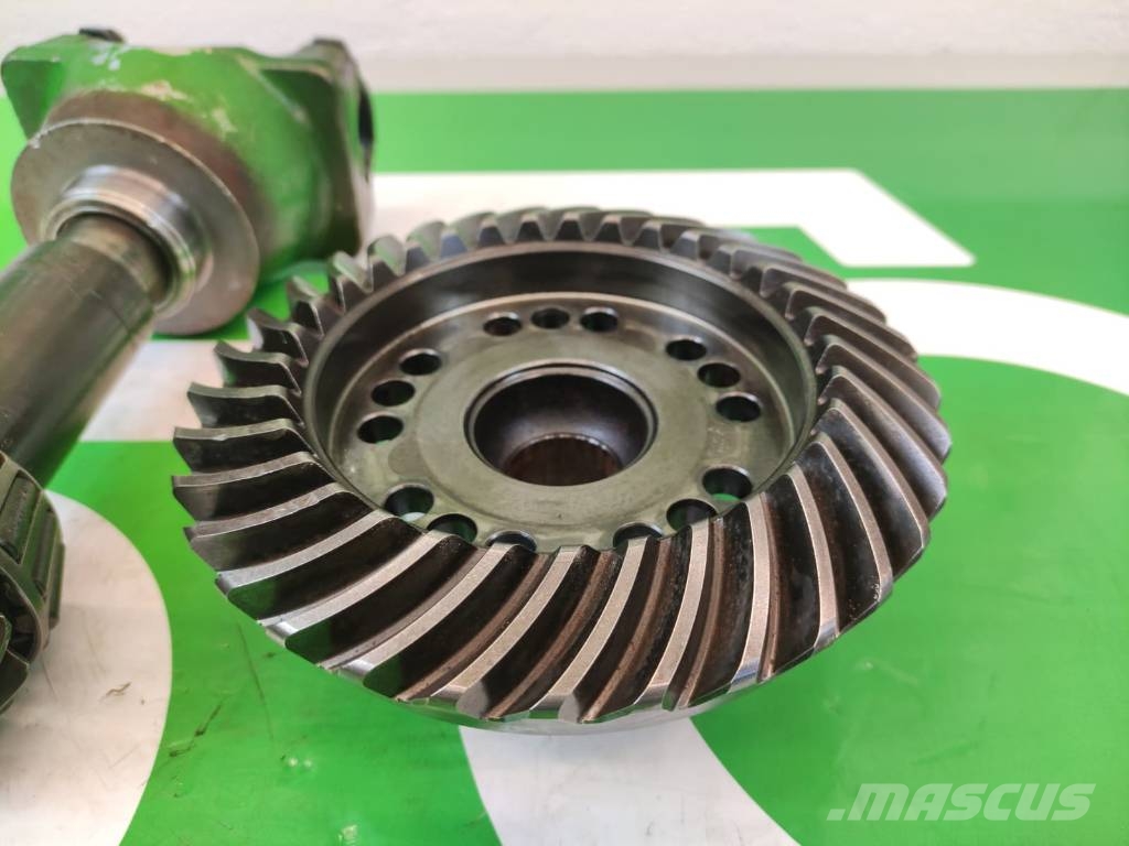 John Deere 3400 Rear axle bevel gear ZF 4475305509 الشاسيه والتعليق