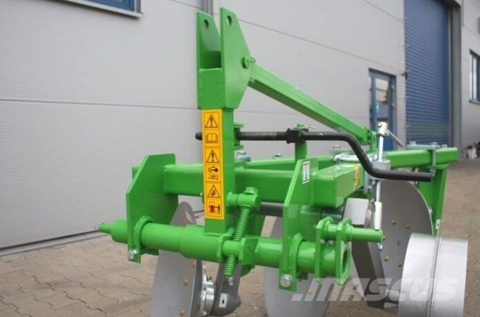 Bomet 3 corps disc plow / pług talerzowy 3 Navadni plugi