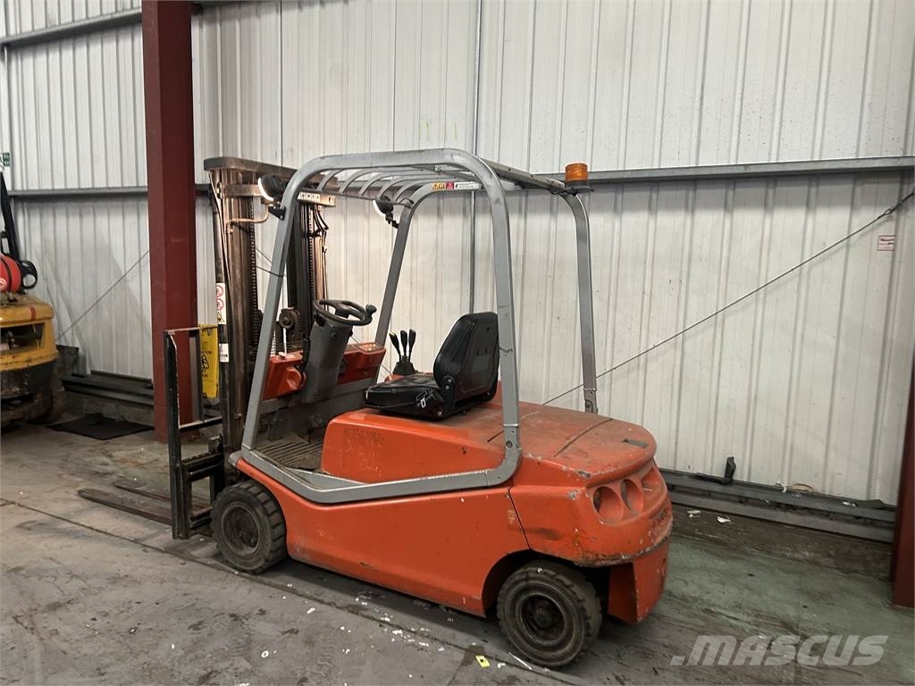BT CBE20F 电动叉车
