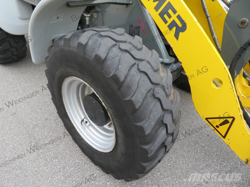 Kramer 5075 لوادر بعجل