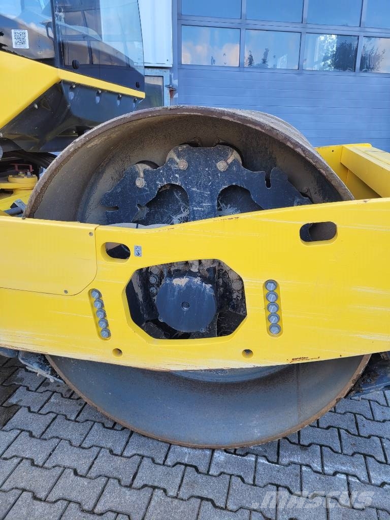Bomag BW 213 D-5 Erdbauwalzen
