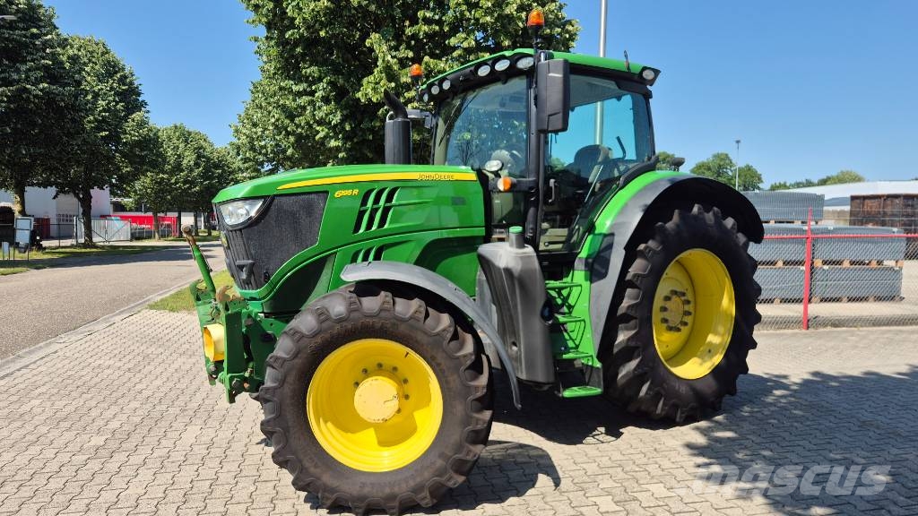 John Deere 6195 R الجرارات