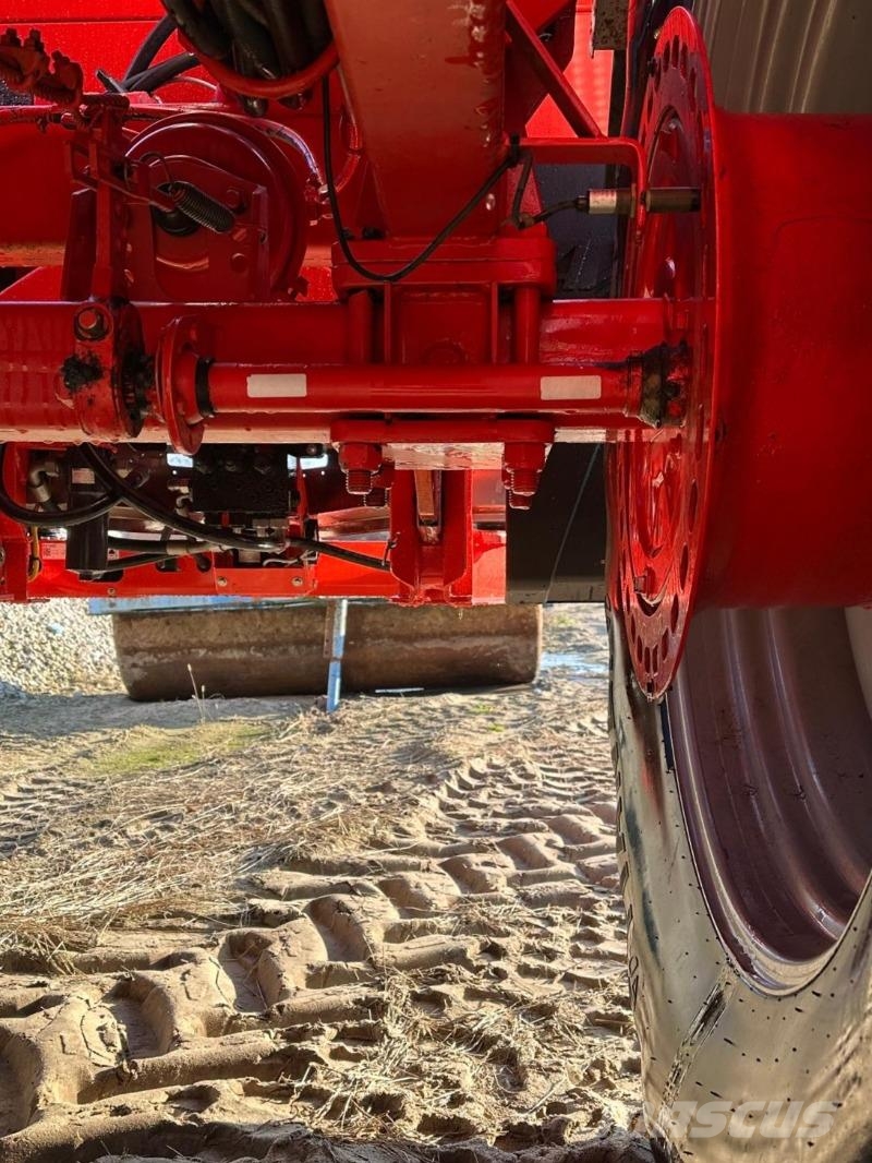 Rauch Düngerstreuer TWS 7000 mit neuem AXIS-H 30.2 معدات فرد المواد المعدنية