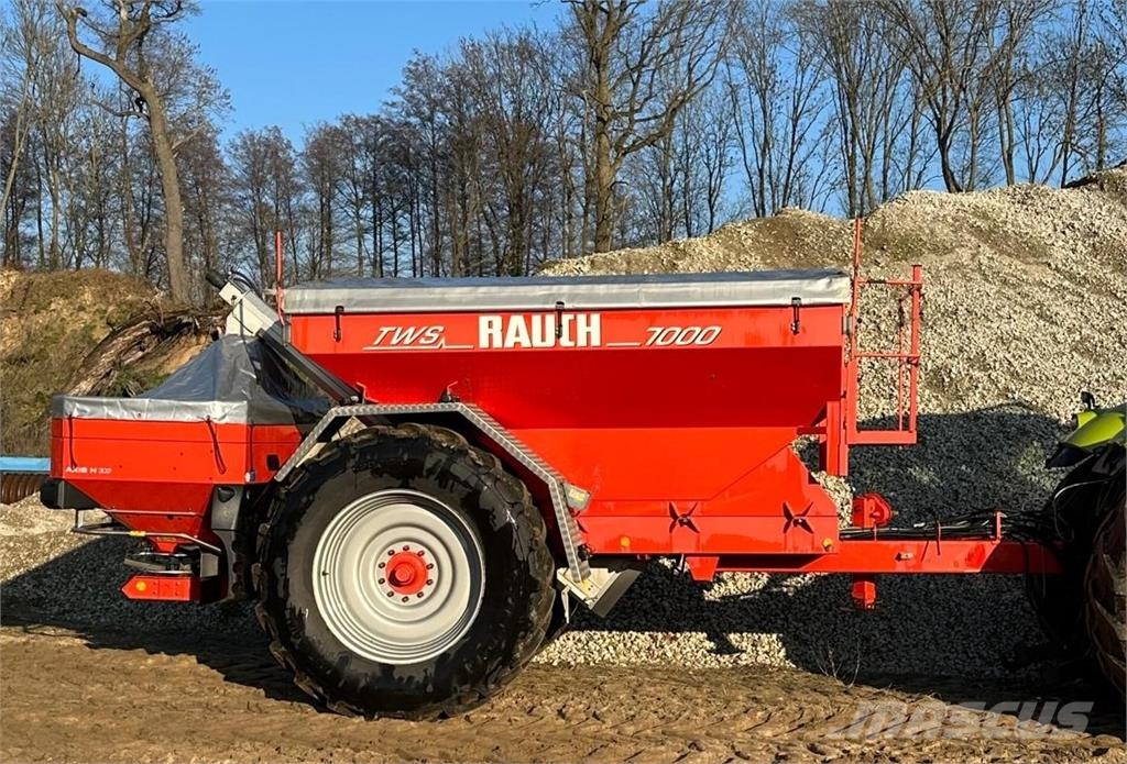 Rauch Düngerstreuer TWS 7000 mit neuem AXIS-H 30.2 معدات فرد المواد المعدنية