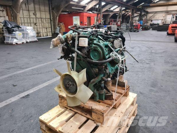  VOLVO-ABG D4A 1004-4 Motorer