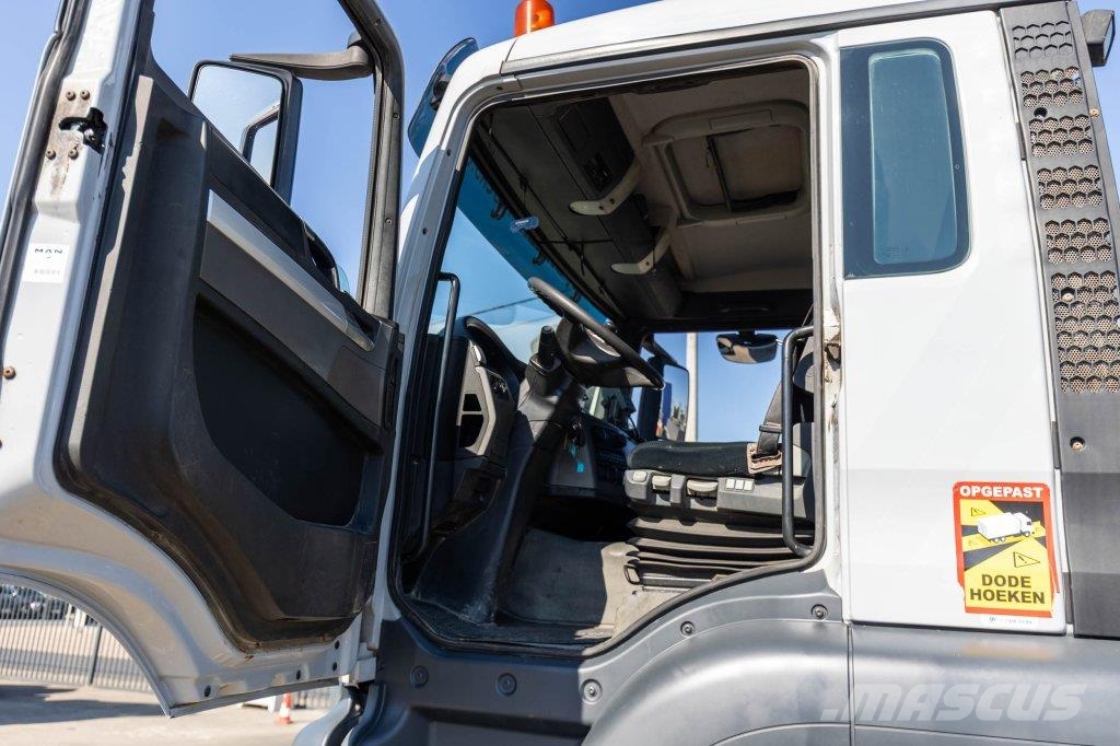MAN TGS 18.400 BLS -4X4+LIEBHERR 10M3 (2018) Kamioni mešalice za beton
