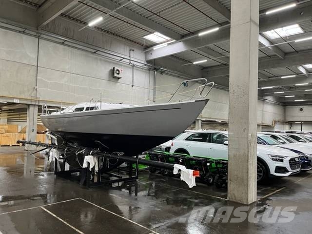 Volvo L90M  Marieholm IF26 classic sailingyacht 轮式装载机