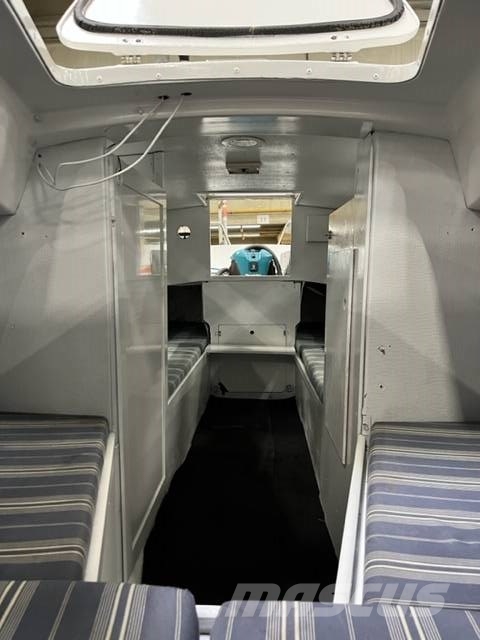 Volvo L90M  Marieholm IF26 classic sailingyacht 轮式装载机