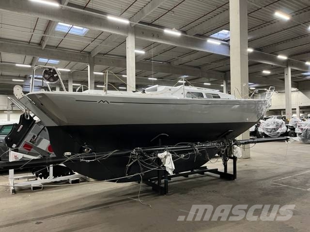 Volvo L90M  Marieholm IF26 classic sailingyacht 轮式装载机