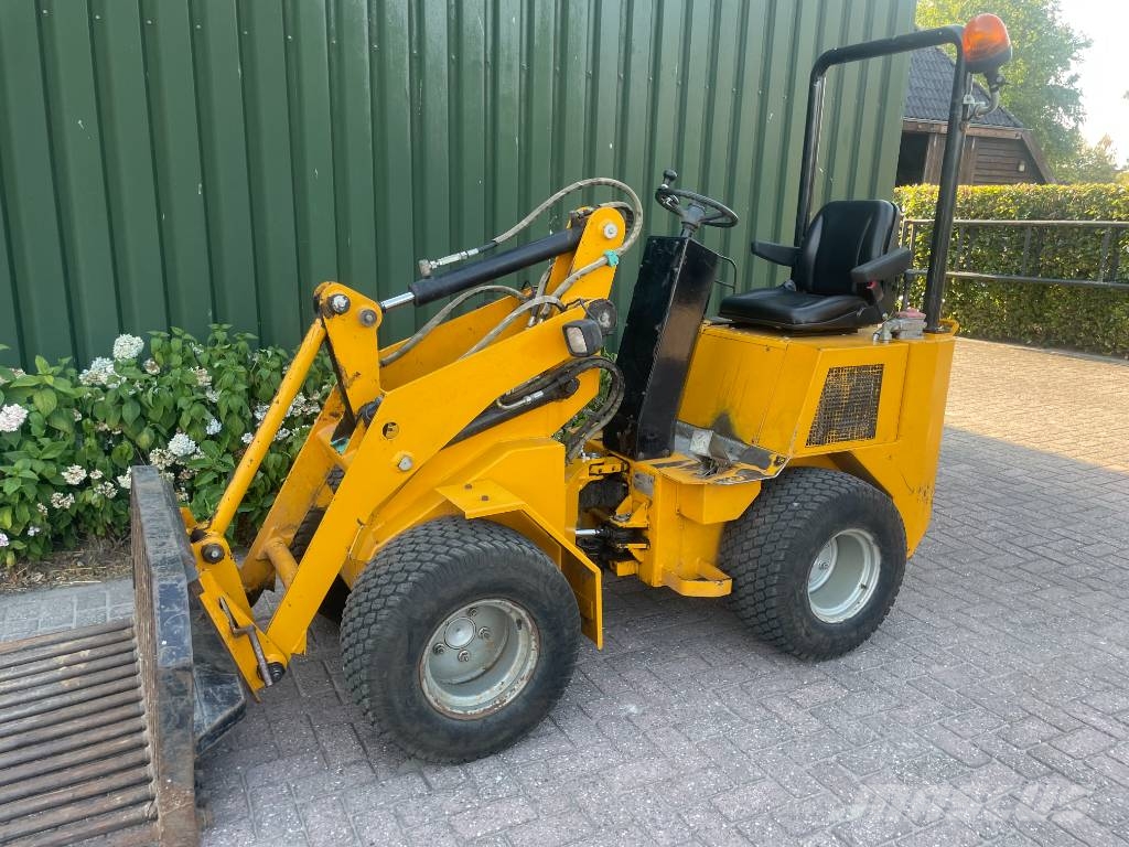 Sherpa 200 loader shovel (giant, weidemann) Minilastere
