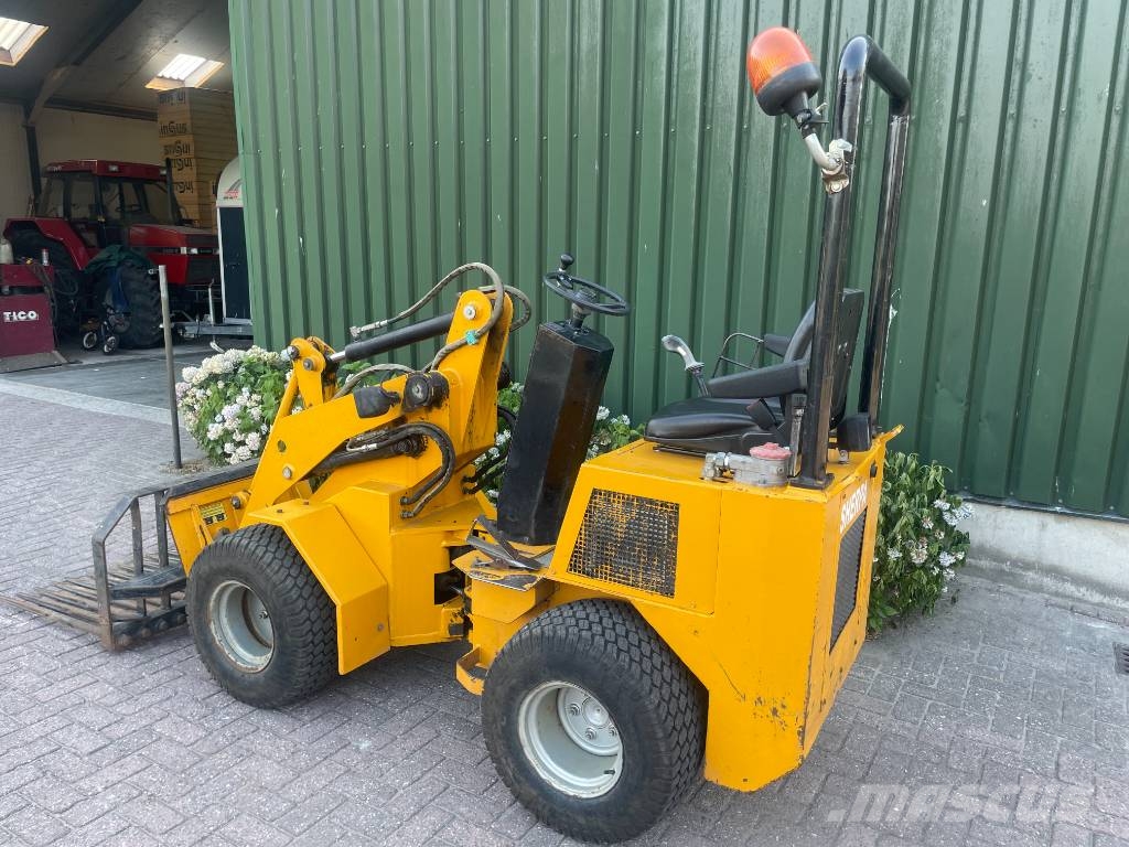 Sherpa 200 loader shovel (giant, weidemann) Minilastere