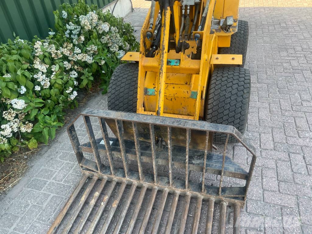 Sherpa 200 loader shovel (giant, weidemann) Minilastere