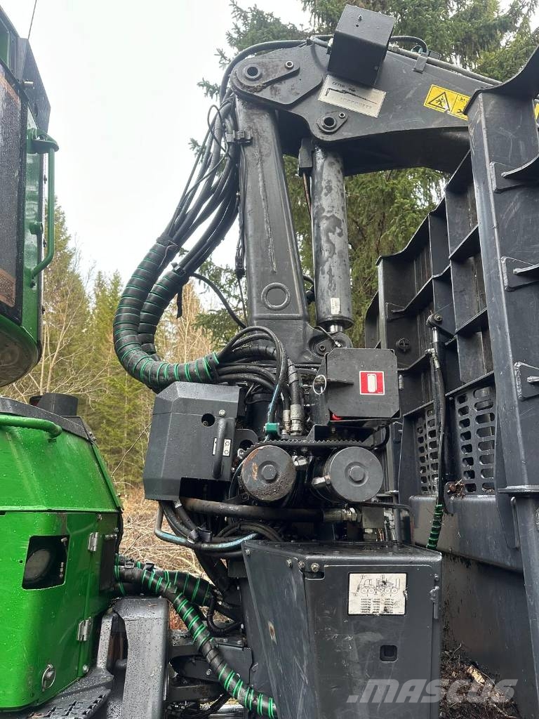 John Deere 1210 G Kihordók