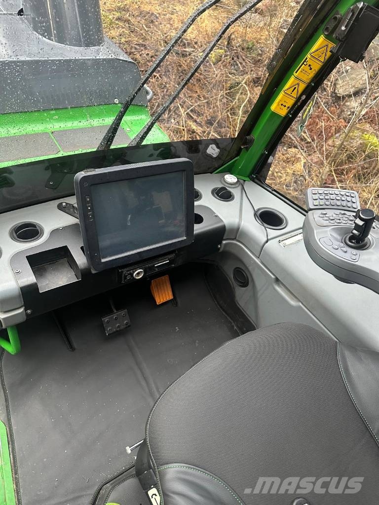 John Deere 1210 G Kihordók