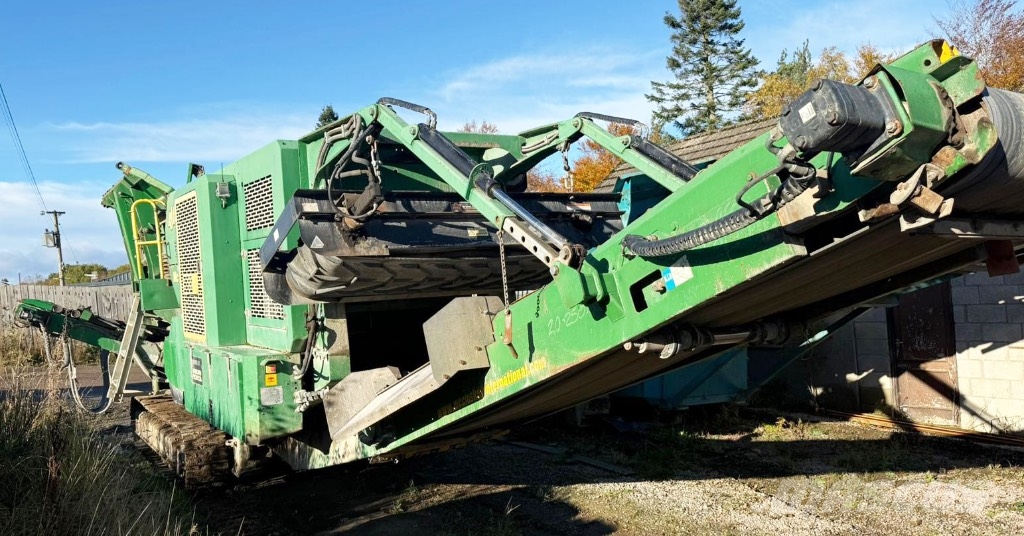 McCloskey J40 الكسارات المتنقلة