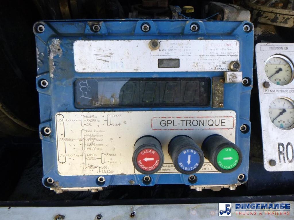 Renault Premium 270.19 4x2 gas tank 18.8 m3 Tankwagen