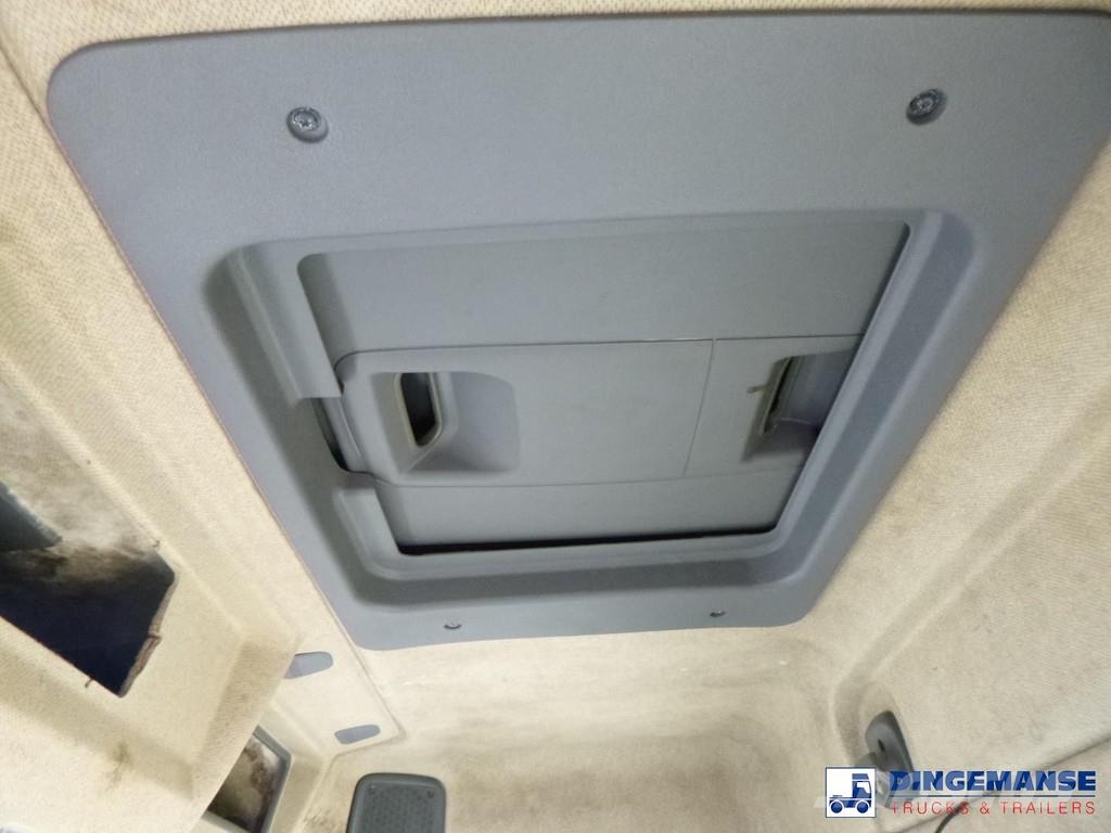 Renault Premium 270.19 4x2 gas tank 18.8 m3 Tankwagen