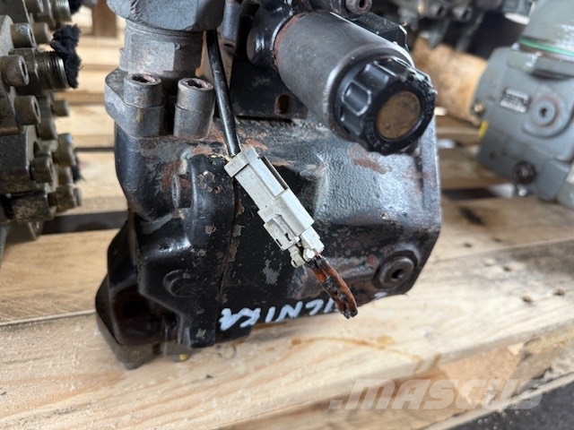 Liebherr R 934 B Cooling PUMP Hydraulik