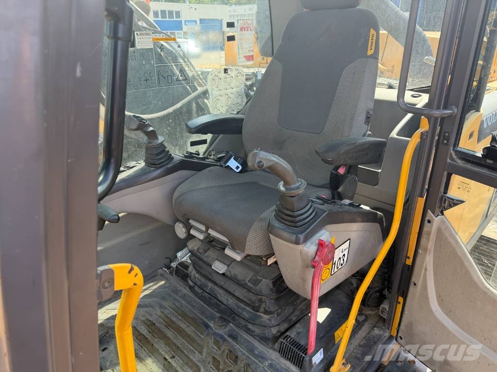 Volvo EC 250 D L Excavadoras sobre orugas
