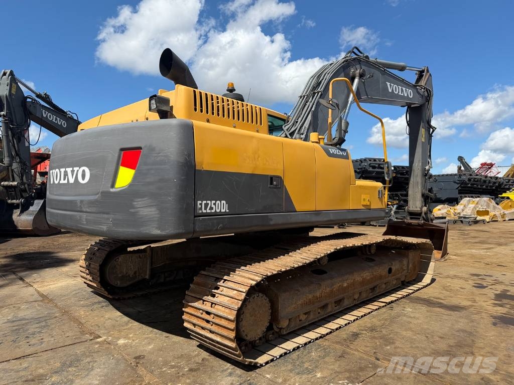 Volvo EC 250 D L Excavadoras sobre orugas