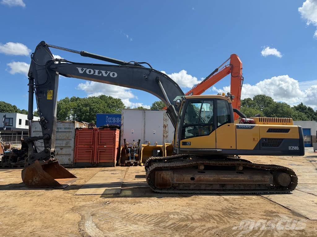 Volvo EC 250 D L Excavadoras sobre orugas