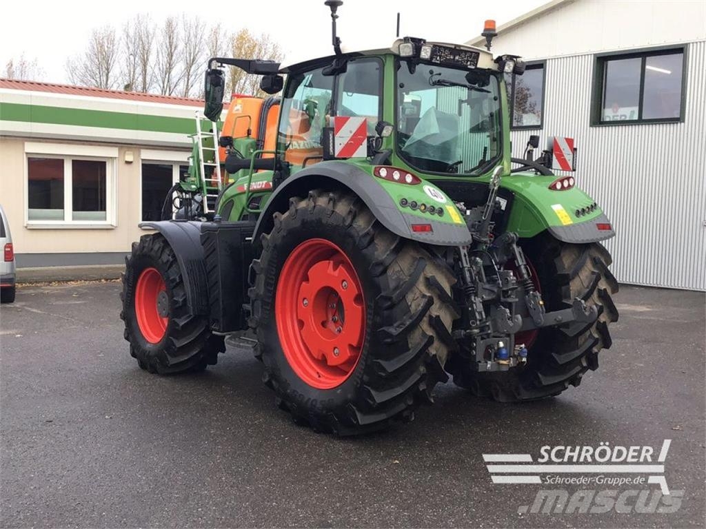 Fendt 724 VARIO GEN6 PROFI PLUS Traktoren