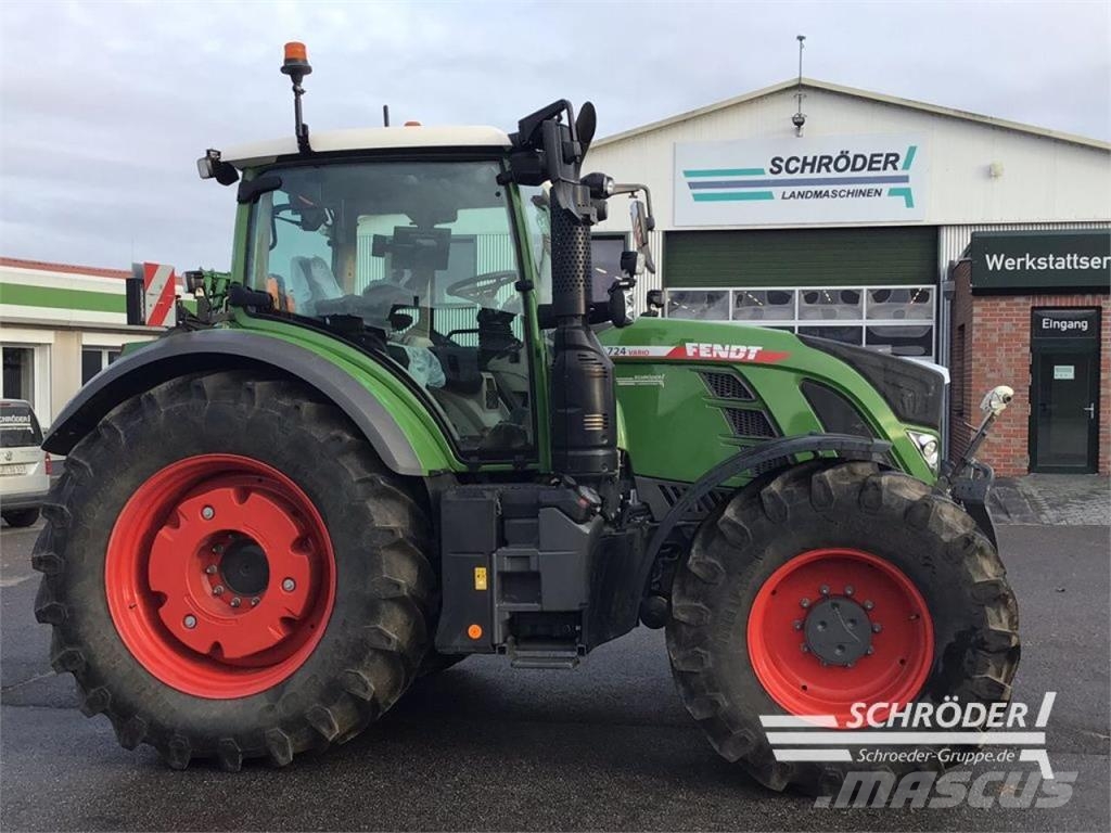 Fendt 724 VARIO GEN6 PROFI PLUS Traktoren