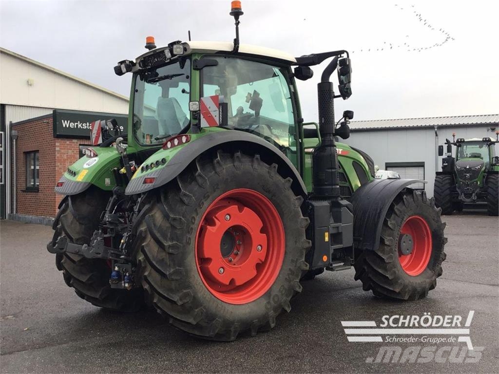 Fendt 724 VARIO GEN6 PROFI PLUS Traktoren