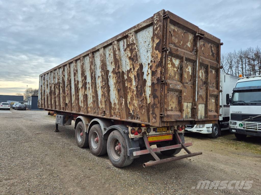Kel-Berg 71 M3 // Tipper // ståltipper // synet Semirremolques de volteo