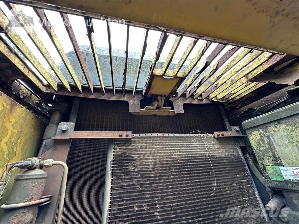Komatsu PC290NLC-6K Crawler excavators