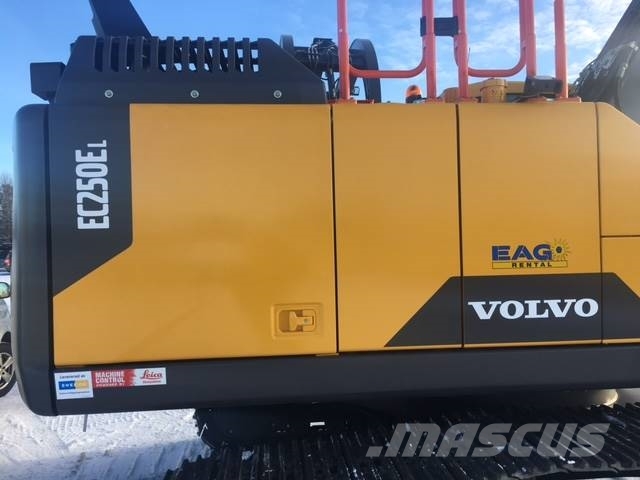 Volvo EC250EL 履带挖掘机