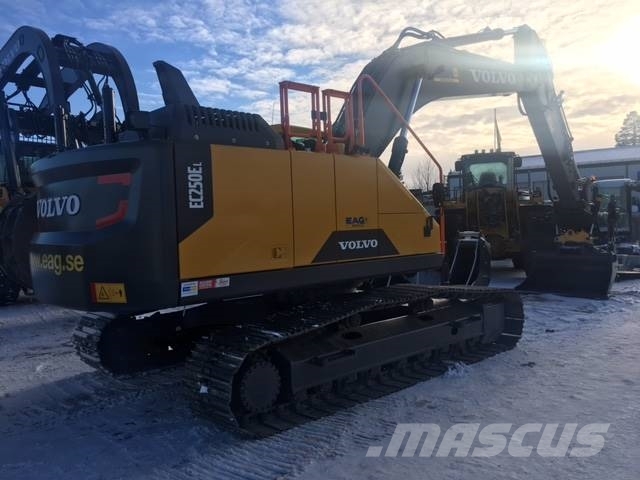 Volvo EC250EL 履带挖掘机