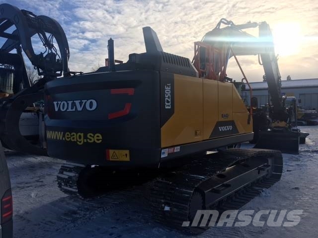 Volvo EC250EL 履带挖掘机