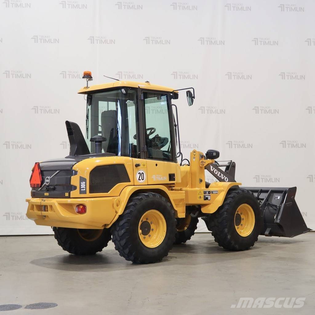 Volvo L30G Iekrāvēji uz riteņiem