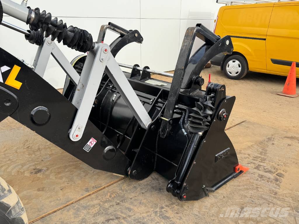 HexL 420x 4WD - UNUSED! Telescopic - 6/1 Bucket + Backhoe loaders